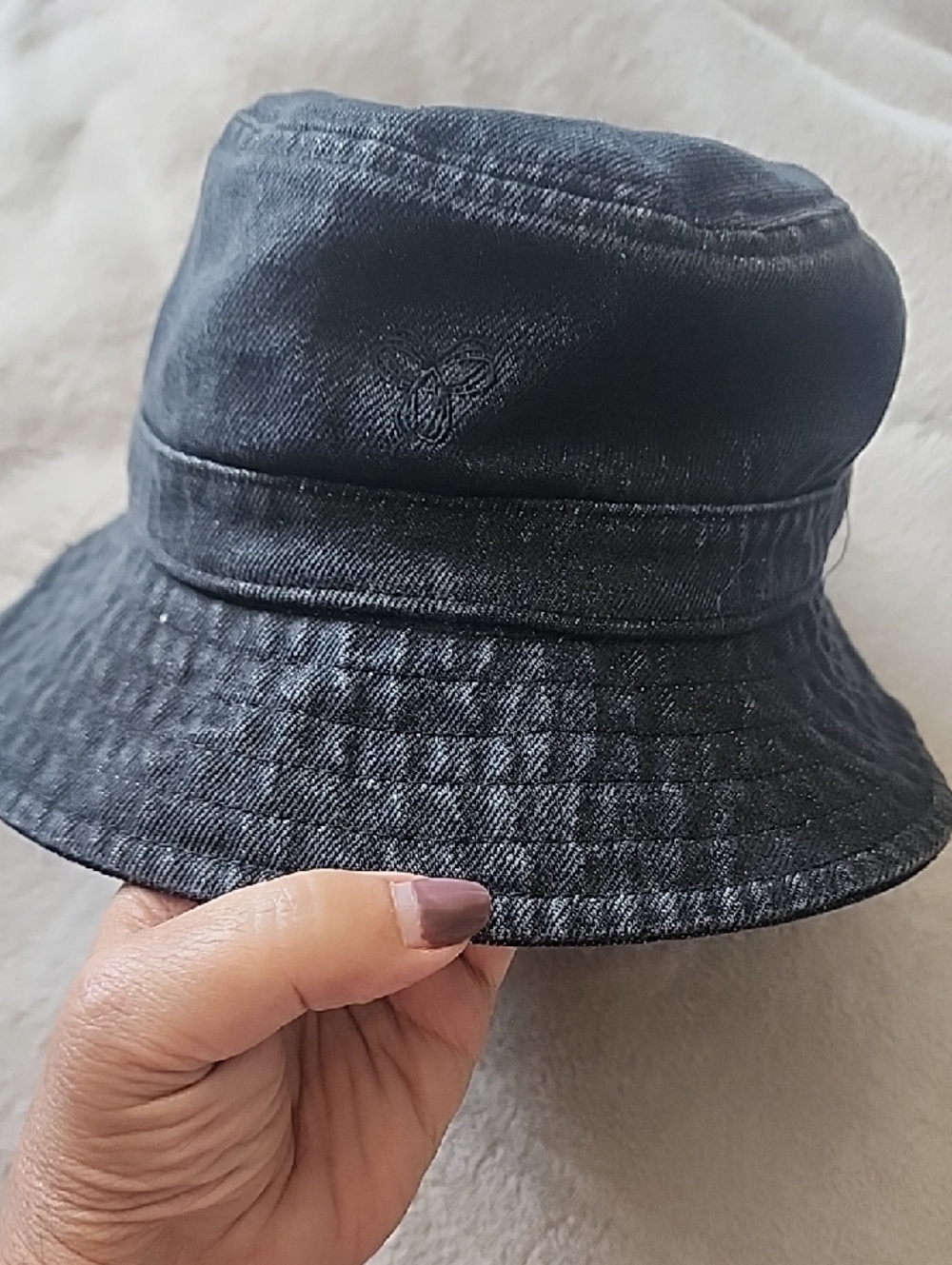 TNA ARITZIA Black DENIM BUCKET HAT